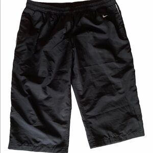 Nike Crop pants
